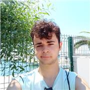 Profesor de matemáticas para bachillerato, también para asignaturas como física y tecnología industrial y TIC